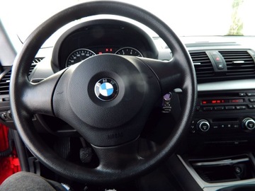 BMW Seria 1 E81/E87 Hatchback 5d E87 1.6 116i 122KM 2008 BMW 1 1.6 BENZ ZAMIANA, zdjęcie 13