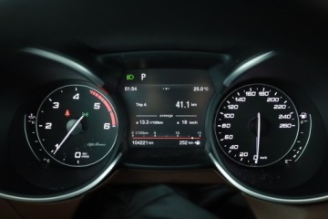 Alfa Romeo Stelvio SUV 2.2 Diesel 180KM 2017 Alfa Romeo Stelvio 2.2 Diesel, Salon Polska, zdjęcie 7