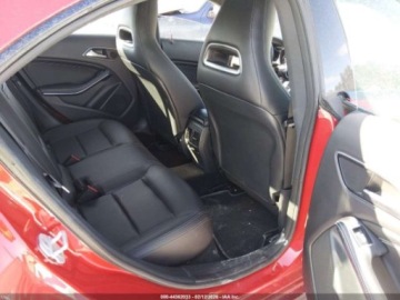 Mercedes CLA C117 2018 Mercedes-Benz CLA 2018 r., 2,0L 4MATIC 2.0 Benzyna 208KM, zdjęcie 10