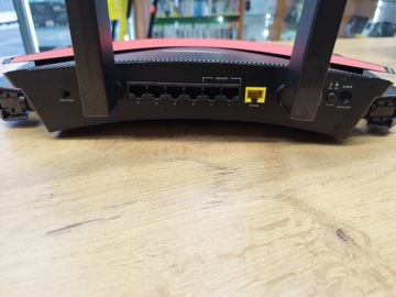 Маршрутизатор Netgear Nighthawk XR700