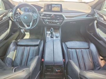 BMW Seria 5 G30-G31 2018 BMW Seria 5 530 I 2018 2.0 Benzyna 248KM, zdjęcie 8