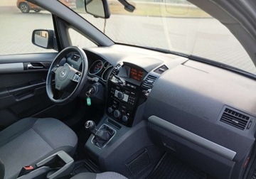 Opel Zafira B 1.6 Twinport ecoFLEX 115KM 2011 Opel Zafira Zarejestrowany w Polsce - benzyna - 7 foteli 1.6 Benzyna 116KM, zdjęcie 12