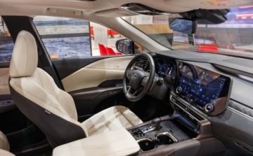 Lexus RX V 2.5 450h+ 309KM 2025 Lexus RX 450h Omotenashi PLUG-IN 2.5 Hybryda Plug-in 309KM, zdjęcie 37