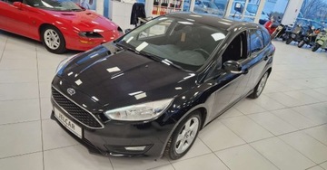 Ford Focus III Sedan Facelifting 1.0 EcoBoost 125KM 2015 Ford Focus 1.0 Ecoboost 125KM Salon PL LEDY Benzyna 125KM, zdjęcie 1