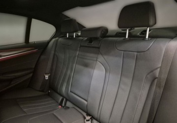 BMW Seria 5 G30-G31 Limuzyna Facelifting 3.0 540d 340KM 2022 BMW Seria 5 BMW Laser l Driving Assistant l M-Pakiet l HarmanKardon 3.0, zdjęcie 8
