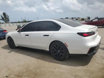 BMW 2023 BMW Seria 7 760 xi, 2023r., 4x4, 4.4L 4.4 Benzyna 536KM, zdjęcie 3