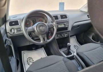 Volkswagen Polo V Hatchback 5d 1.2 TSI 105KM 2010 Volkswagen Polo SLICZNE 1.2 Benzyna BOGATA WERSJA Oryginal ZADBANE 2011r B, zdjęcie 4