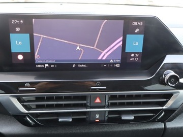 Citroen C4 III SUV 1.2 PureTech 130KM 2021 Citroen C4 1.2 PureTech, Salon Polska, Serwis ASO, zdjęcie 11