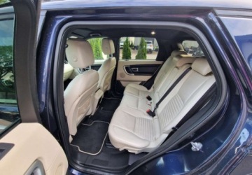 Land Rover Discovery Sport SUV 2.0 eD4 150KM 2017 Land Rover Discovery Sport Landrover Discovery Sport INDIVIDUALZobacz, zdjęcie 16