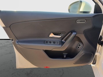 Mercedes Klasa A W177/V177 2020 Mercedes-Benz A 250 250e Plug in Hybrid Pakiet Pro, zdjęcie 15
