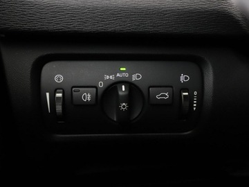 Volvo 2016 Volvo V40 Cross Country 2.0d Cross Country, zdjęcie 29