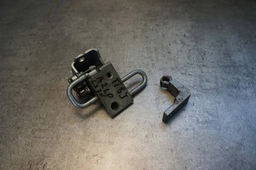 PANT DVEŘE LEVÝ PŘEDNÍ HORNÍ SPODNÍ AUDI TT 8J 8J0831411