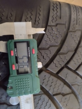 DISK Z PNEUMATIKA PEUGEOT 3008 5008 II 225/55R18 5X108 ET49 9809687377 ZIMNÍ