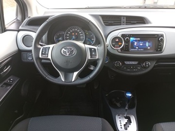 Toyota Yaris III Hatchback 5d Hybrid 100 74KM 2014 HYBRYDA-Alu-Automat-1.5, zdjęcie 37