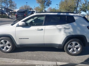 Jeep Compass II 2021 Jeep Compass LATITUDE, od ubezpieczalni 2.4 Benzyna 180KM, zdjęcie 4