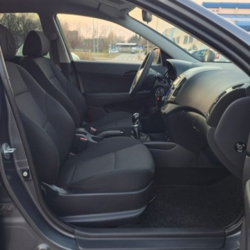Hyundai i30 I Hatchback 1.4 109KM 2010 Hyundai i30 1.4 Blue Classic, zdjęcie 27