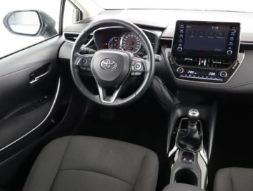 Toyota Corolla XII Sedan 1.5 VVT-i 125KM 2022 Toyota Corolla 1.5 VVT-i, Salon Polska, zdjęcie 3