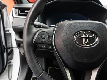 Toyota RAV4 V SUV Facelifting 2.5 Hybrid  Dynamic Force 218KM 2023 TOYOTA RAV4 2.5 Hybrid Selection 4x2 Suv 218KM 2023, zdjęcie 13