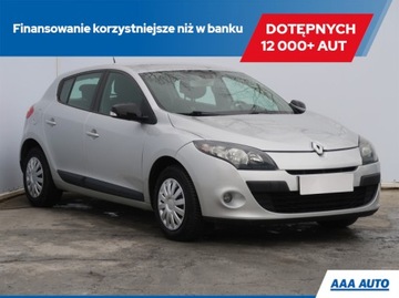 Renault Megane III Hatchback 1.6 16v 110KM 2011