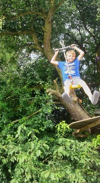 Спуск по канату на зиплайне высотой до 50 метров, профессионально!