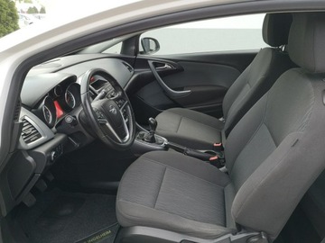 Opel Astra J Hatchback 5d 1.4 Turbo ECOTEC 120KM 2011 Opel Astra 14 16V 120 KM GTC Klima Parktronic, zdjęcie 16