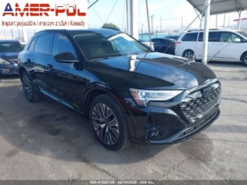 Audi Q8 2024 Audi Q8 2024 Audi Q8 e-tron Premium Plus quattro Elektryczny 414KM