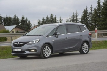 Opel Zafira C Tourer Facelifting 1.6 CDTI 120KM 2017 Opel Zafira 1.6 CDTI nawi kamera hak 7 osobowy, zdjęcie 2