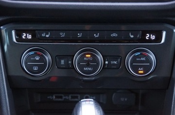 Volkswagen Tiguan II SUV 2.0 TDI 190KM 2018 Volkswagen Tiguan 2.0 TDI CR 190 KM, 4x4, Virtual, Navi, Kamera, Webasto,, zdjęcie 16