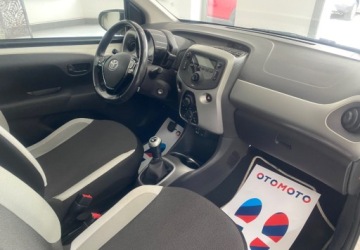 Toyota Aygo II Hatchback 5d 1.0 VVT-i 69KM 2015 Toyota Aygo Salon Polska I wlasciciel Benzyna 69KM, zdjęcie 6