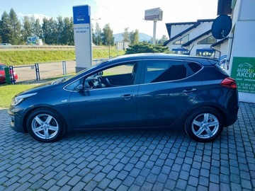 Kia Ceed II Hatchback 5d Facelifting 1.4 DOHC 100KM 2015 Kia Cee&#039;d Bezwypadkowy, kompletna dokumentacja, zdjęcie 3