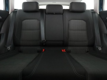 Volkswagen Passat B8 Variant Facelifting 1.5 TSI EVO 150KM 2020 Volkswagen Passat Business automat climatronic, zdjęcie 17