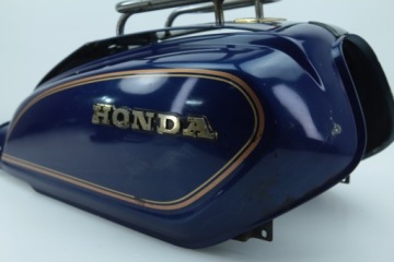 HONDA GL 1100 GOLDWING 80-82 КРЫШКА БАКА ОБТЕКАТЕЛЯ