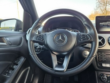 Mercedes Klasa B W246 Sports Tourer Facelifting 1.6 200 156KM 2018 Mercedes B 200 1,6 Benzyna 156KM automat, zdjęcie 9