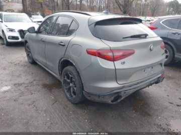 Alfa Romeo Stelvio SUV 2.0 Turbo 280KM 2018 Alfa Romeo Stelvio 2018 r., 2,0L AWD 2.0 Benzyna 280KM, zdjęcie 8