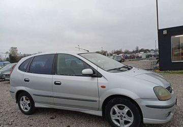 Nissan Almera Tino 1.8 114KM 2003 Nissan Almera Tino, zdjęcie 5