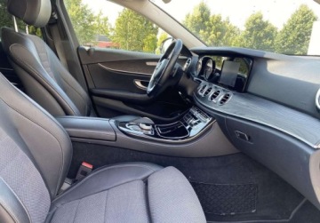 Mercedes Klasa E W213 Kombi 2.0 220d 194KM 2017 Mercedes-Benz Klasa E Avantgarde I 195 KM I Vat23 I Lexus Leszno Toyota M, zdjęcie 14