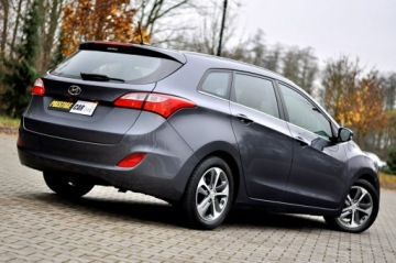 Hyundai i30 II Wagon Facelifting 1.6 CRDi 110KM 2016 Hyundai i30 1,6 CRDi Ledy Duża Navi Kamera, zdjęcie 3