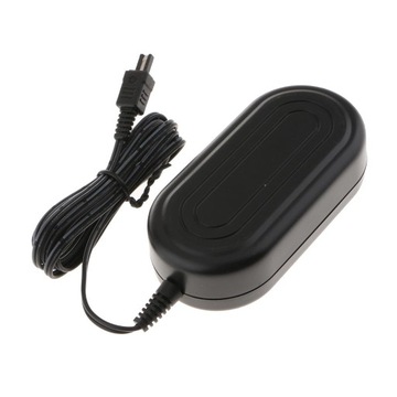 1. Настенное зарядное устройство