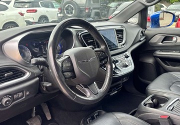 Chrysler Pacifica II 3.6 V6 291KM 2019 Chrysler Pacifica Gwarancja 3.6 Benzyna 291KM, zdjęcie 3