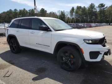 Jeep Grand Cherokee V 2023 Jeep Grand Cherokee Laredo 3.6 Benzyna 293KM, zdjęcie 5