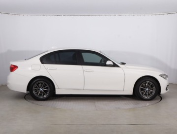 BMW Seria 3 F30-F31-F34 Limuzyna Facelifting 1.5 318i 136KM 2016 BMW 3 318 i, Salon Polska, Serwis ASO, Klima, zdjęcie 5