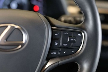 Lexus UX 2021 Lexus UX 250h GPF F Impression AWD 2.0 Hybryda 152KM, zdjęcie 18