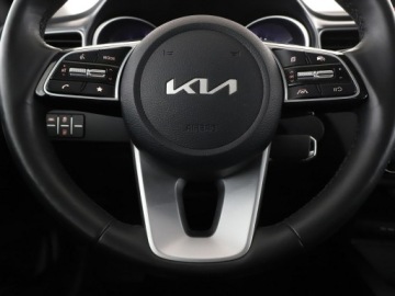 Kia Ceed III Hatchback Facelifting  1.0 T-GDI 120KM 2022 Kia Cee'd Kamera, Aut.klima, Navi, Bluetooth, zdjęcie 20