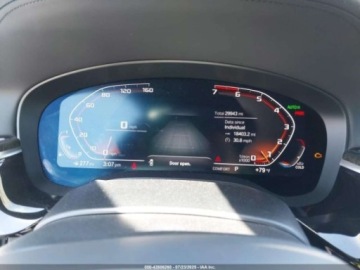 BMW Seria 5 G30-G31 2020 BMW Seria 5 m550i, 2020r., 4x4, 4.4L V8 4.4 Benzyna 523KM, zdjęcie 11