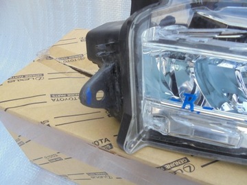 HALOGEN LED DRL PRAVÝ LEXUS NX FACELIFT 8121078020 17-21 SLASK