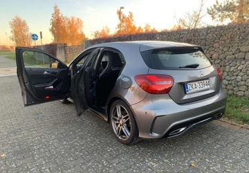 Mercedes Klasa A W176 Hatchback 5d Facelifting 180 122KM 2016 Mercedes-Benz Klasa A Mercedes-Benz Klasa A 180 7G-DCT AMG Line 1.6 Benzyna, zdjęcie 10