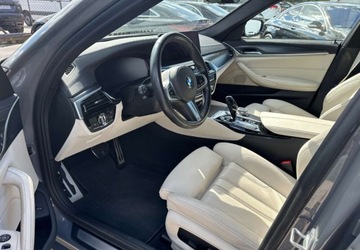 BMW Seria 5 G30-G31 2021 BMW Seria 5 BMW 530d G30 LCI Lift M-Pakiet Diesel 3.0 Diesel 258KM, zdjęcie 8