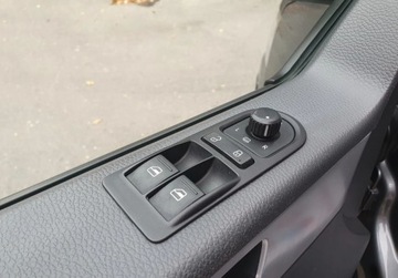 Volkswagen Multivan T6 2010 Volkswagen Multivan Highline Bezwypadkowy Serwis GetHelp 2.0 Diesel, zdjęcie 16