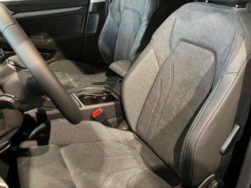 Volkswagen Golf VIII Hatchback Facelifting 1.5 TSI 116KM 2025 VOLKSWAGEN Golf Life Plus 1.5 TSI Combi 116KM 2025, zdjęcie 3