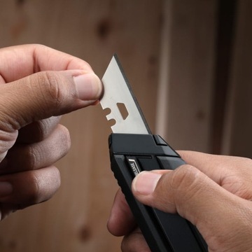 Технический нож ToughBuilt TB-H4S2-03, многофункциональный, выдвижной, универсальный